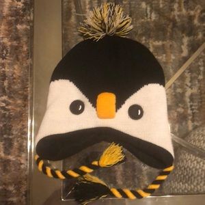 Like new penguin beanie